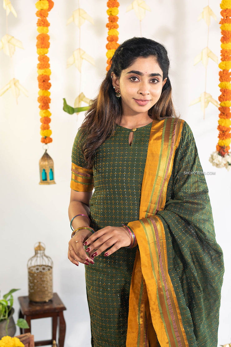 Green Aaradhya Cotton Top & Duppatta Set