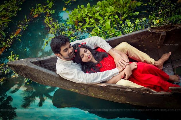 The Ocean of Love - A Dramatic Photo Shoot In A Variety Of Boats
