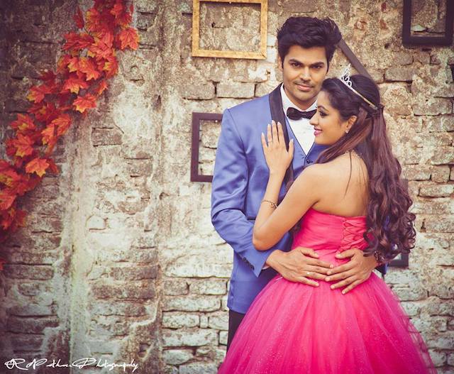 A Love Right Out Of A Movie Set, Only, More Real... Ganesh Venkatram Puts A Ring On It!