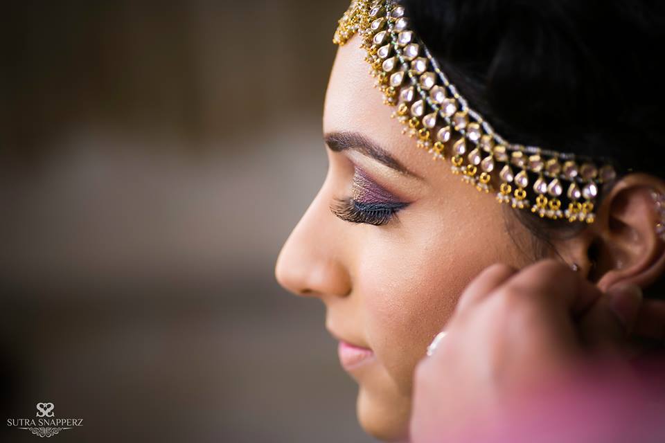 Smile Is Your Best Accessory! But... - Bridal Preachings