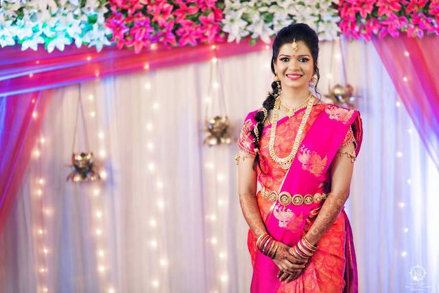 An Engagement Function Filled With The Colours Of Romance