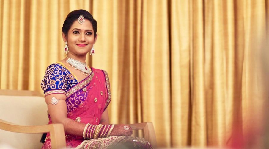 Two College Sweet Hearts & Their Happy Wedding