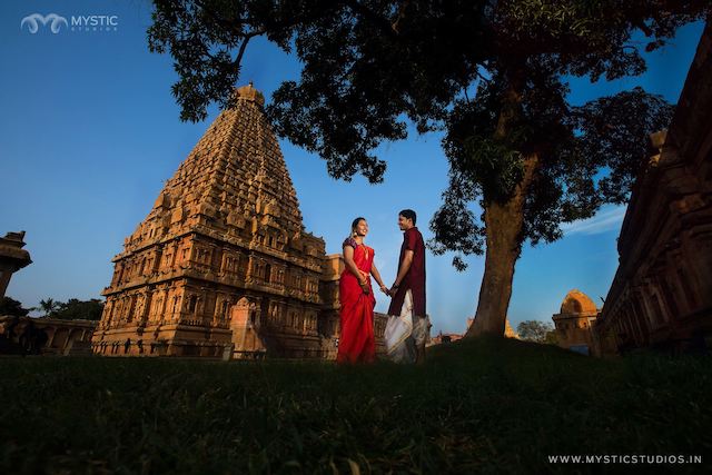 A Breezy Photo Shoot At The Tanjore Big Temple