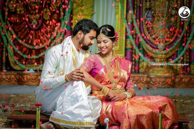 A Wedding With A Generous Amount Of Charm And Elegance