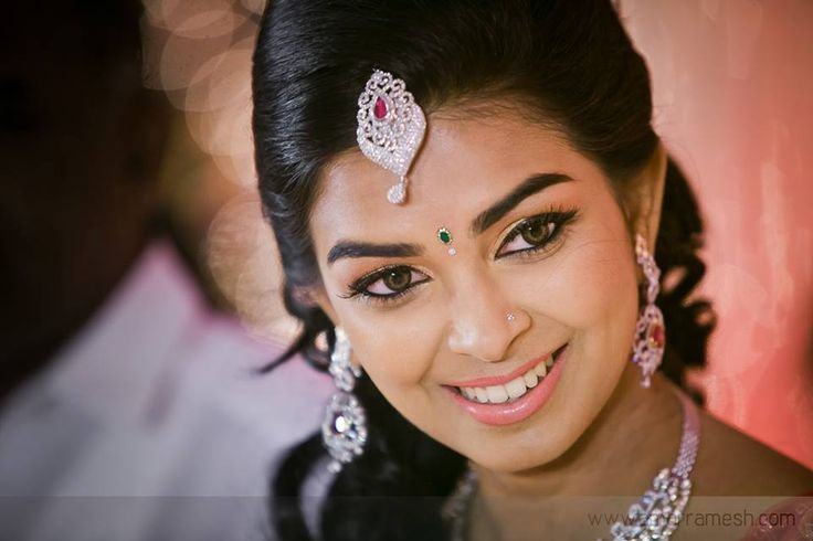 5 Tips To Look Picture Perfect In Your Wedding Pictures