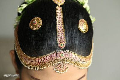 9 Nethi Chutti styles every bride needs to know!