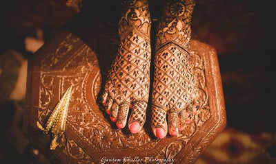 Adorn Your Feet With The Most Stunning Henna Designs!