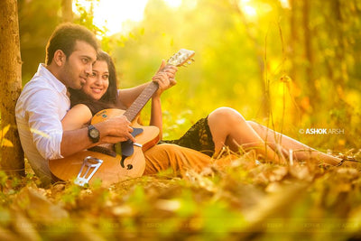 Heart Strings - Guitar Photo Shoots For The Romantic Couples!