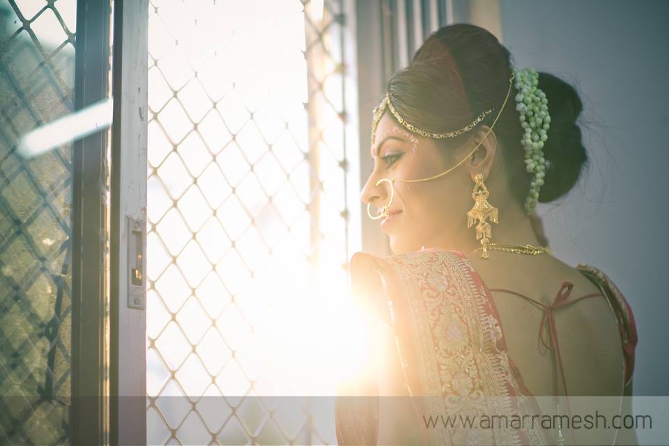 10 Best Hair-Do's To Go With Sarees