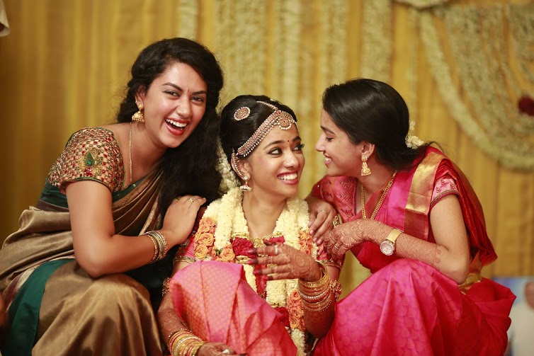 A Wedding With Grace And Smiles All Around!