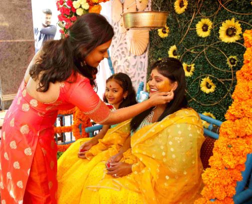 Endearing love story of colleagues who turned into life partners!