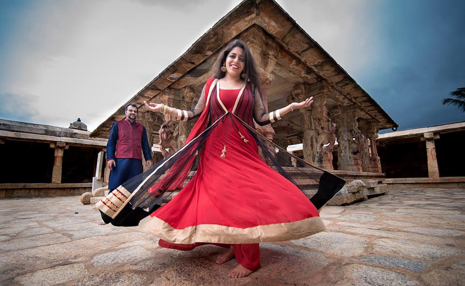 For An Auspicious Beginning - Pre-Wedding Shoot At Ancient Temples