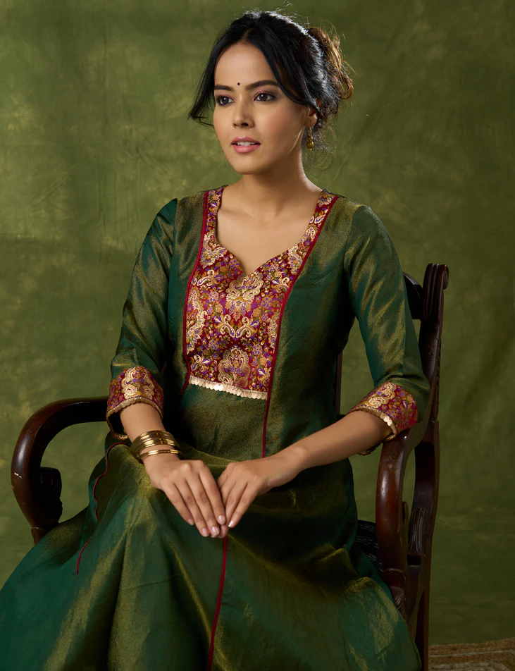 Beautiful Emerald Green Tissue Kurta With Brocade Details