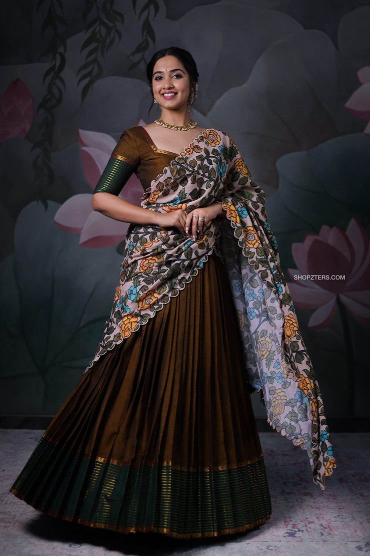 Buy Designer Narayan Pet Cotton Half Saree Zari Weaving Work Lehenga South  Indian Wedding Woman Sari Blouse, Lehenga Indian Wedding Skirt Gifts Online  in India - Etsy