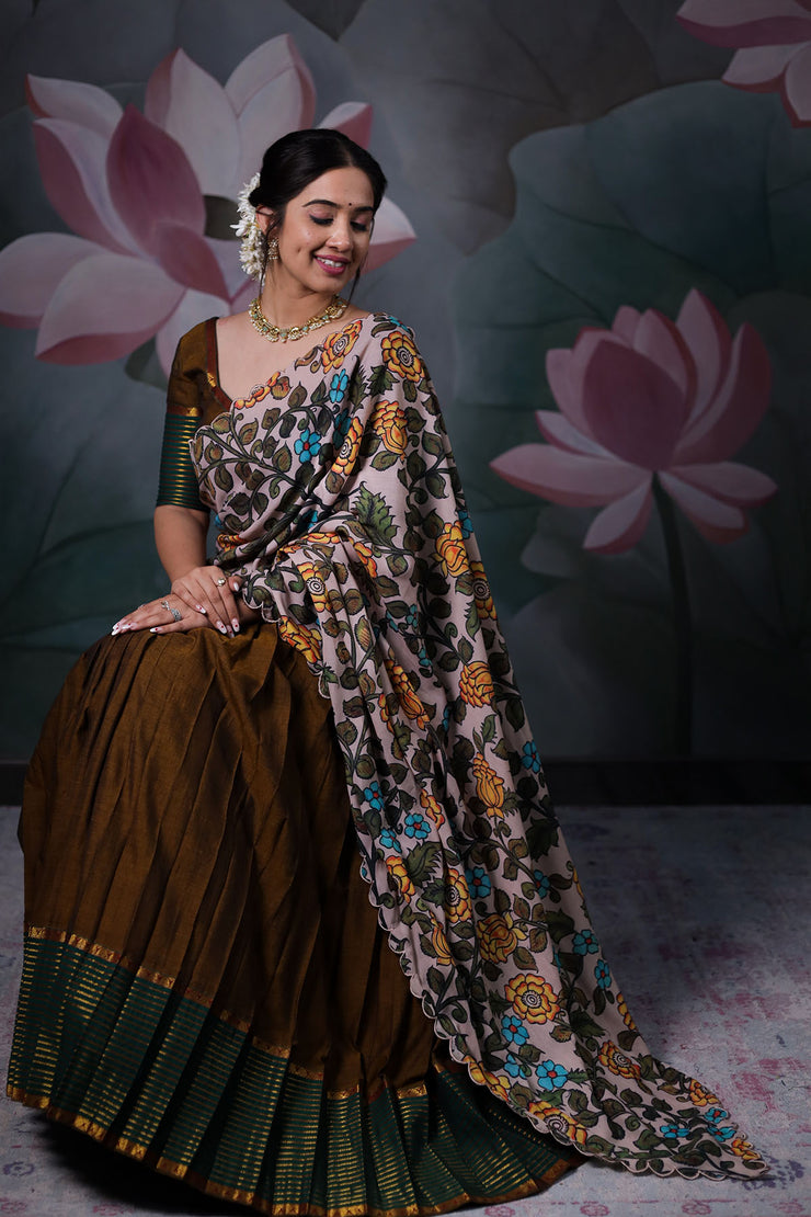 Striped Border Handloom Lehenga Set