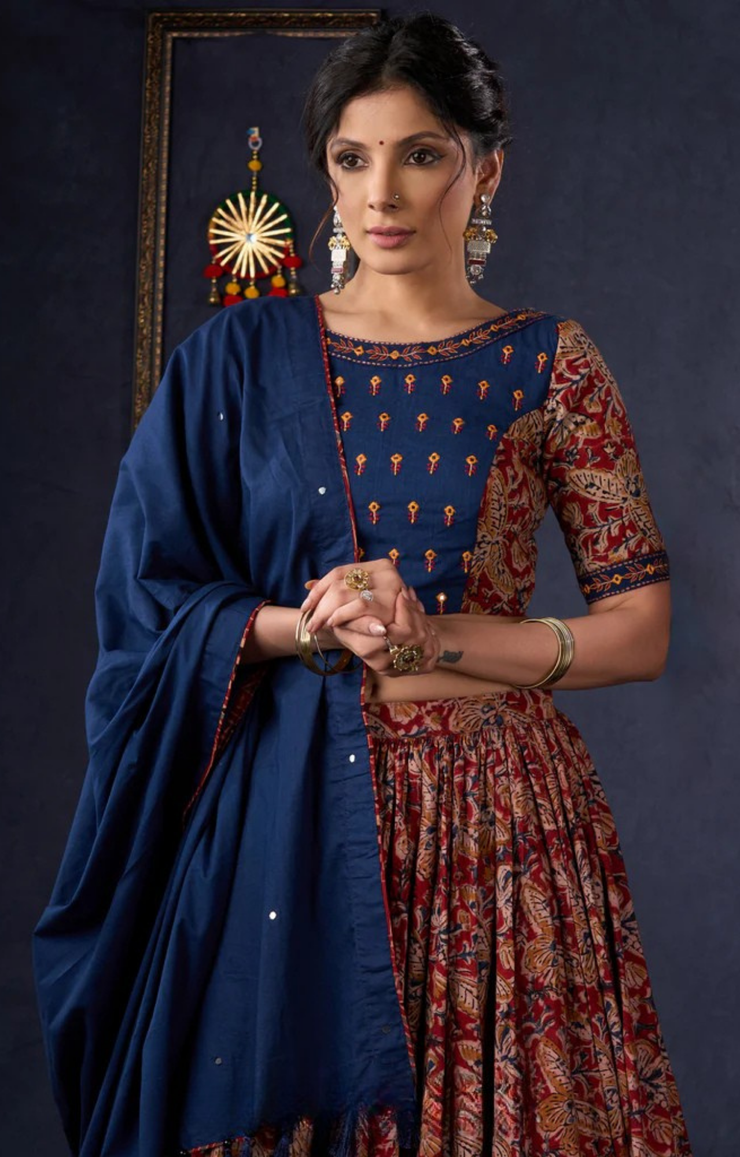 Evergreen Kalamkari Lehenga With Navy Blue Embroidered Blouse & Matching Dupatta.