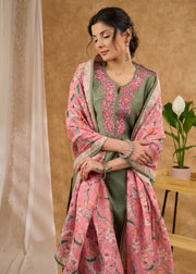 Elegant Fern Green Chanderi Kurta with Pants &amp; Intricate Appliqué Work (Dupatta Optional)