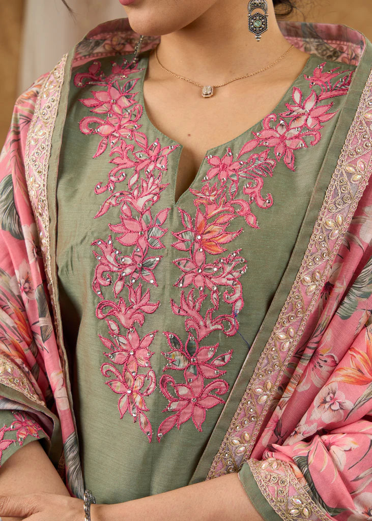 Elegant Fern Green Chanderi Kurta with Pants &amp; Intricate Appliqué Work (Dupatta Optional)