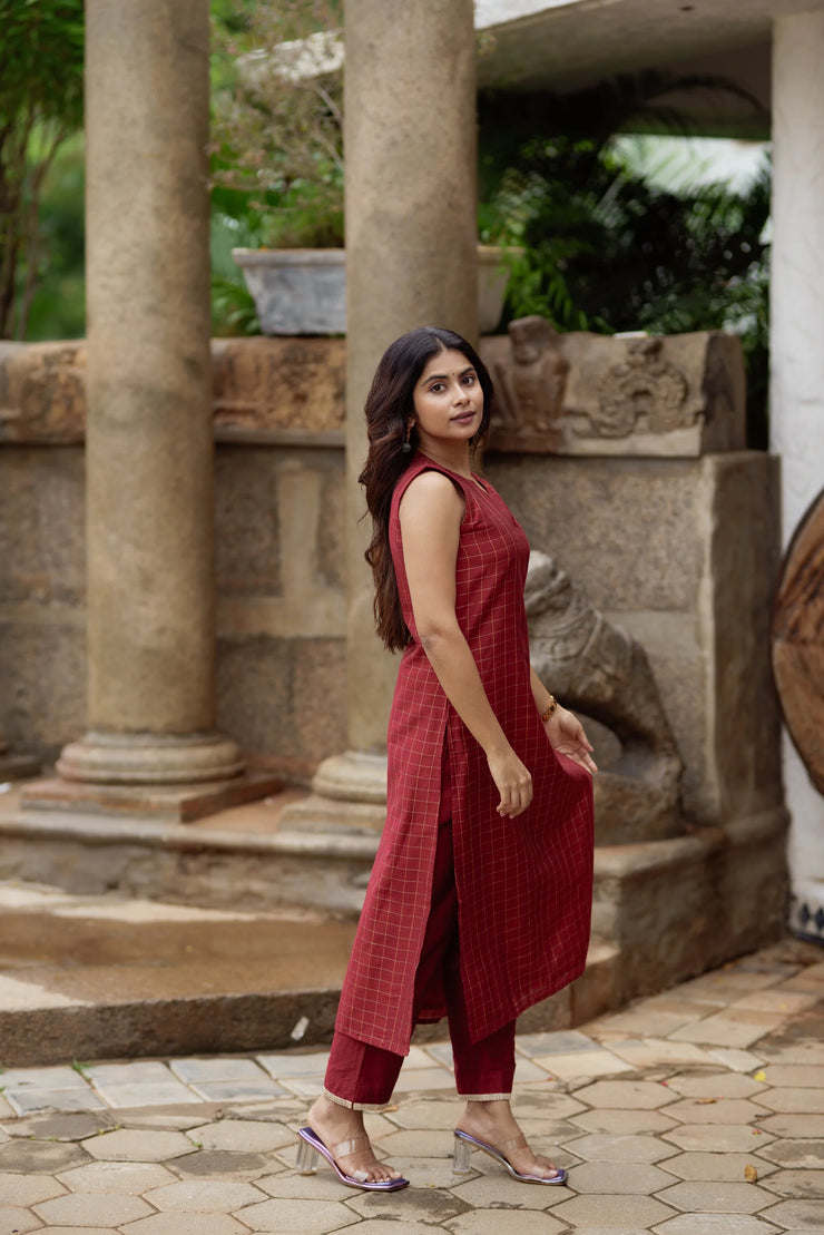 A beautiful maroon checkered kurta set in dupion silk,