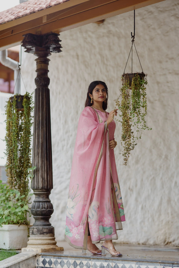 This beautiful pink kurta with  Kota dupatta