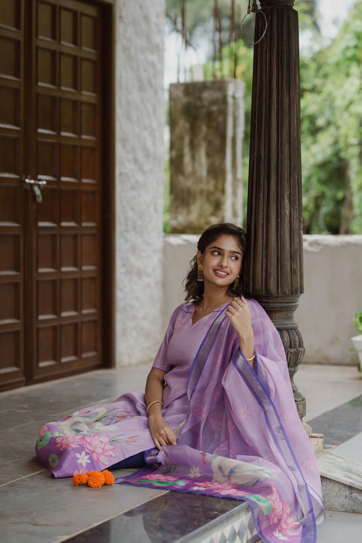 This beautiful lavender kurta with Kota dupatta