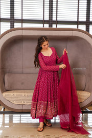 Reddish Pink Georgette Embroidered Suit Set