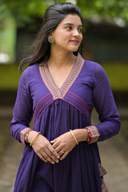 Handloom Violet V-Neck Kurta With Palazzo Pant