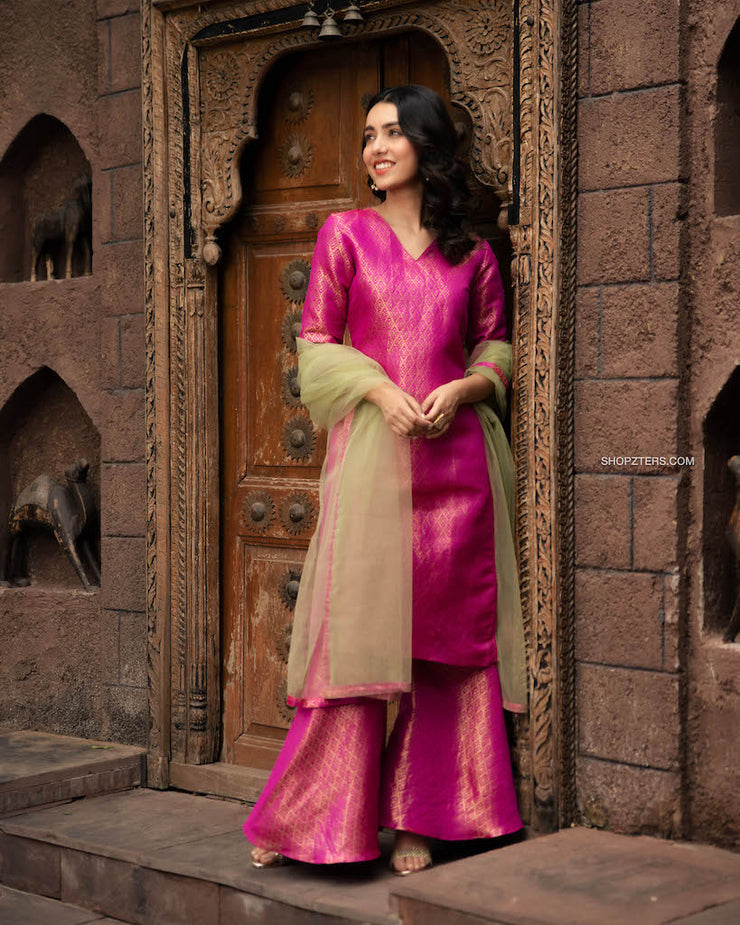 Pink Kurta Set with Green Net Dupatta