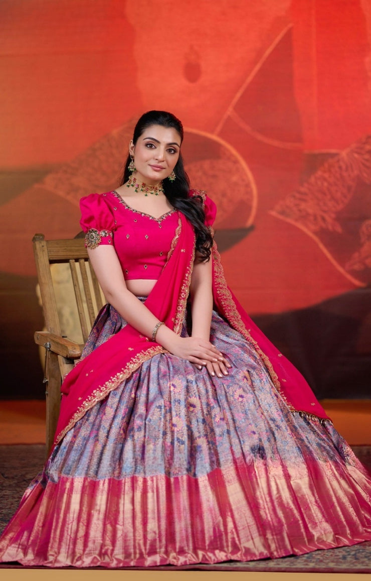 Rithvika Banarasi Lehenga Set in PInk