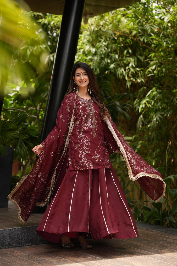 Inaayat Cherry Kurta Set