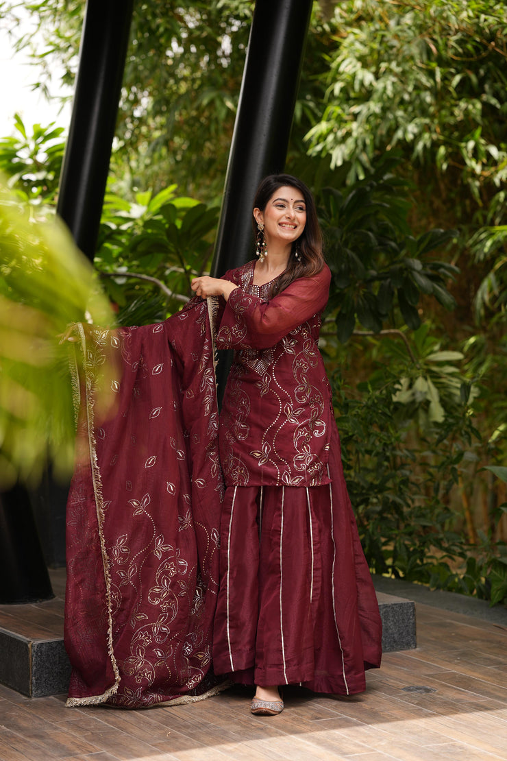 Inaayat Cherry Kurta Set