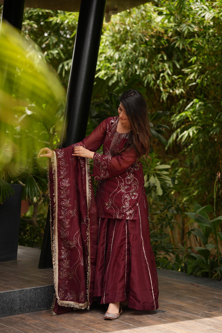 Inaayat Cherry Kurta Set