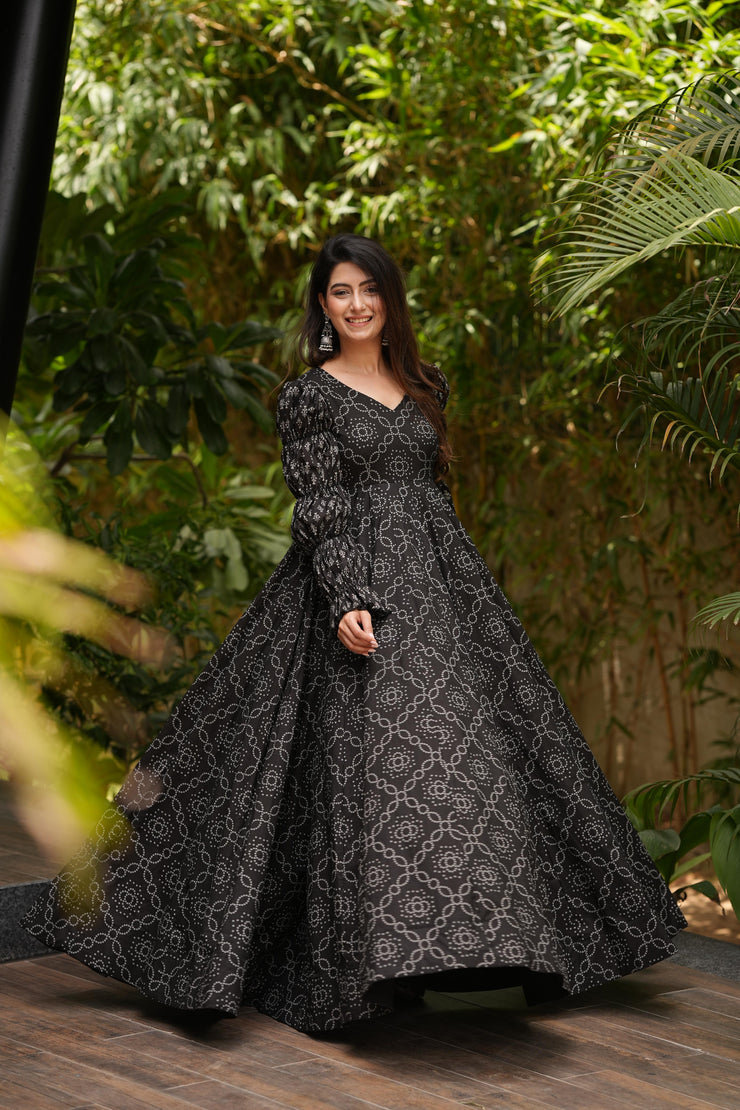 Scarza Black Maxi Dress