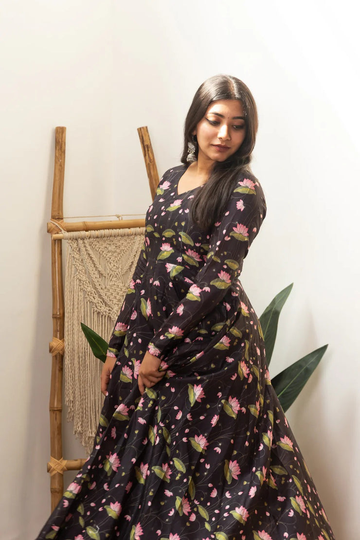 Mrunali Black Lotus Tussar Silk Anarkali