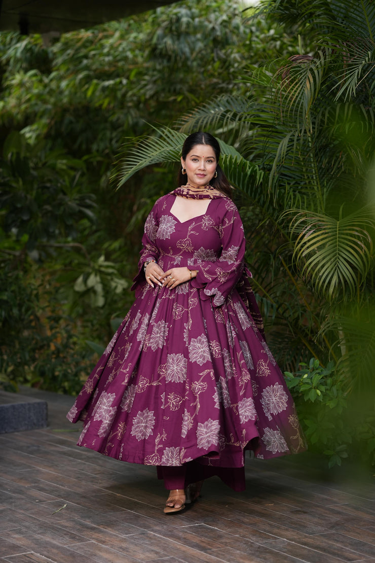 Maaya Scarlet Rayon Suit Set