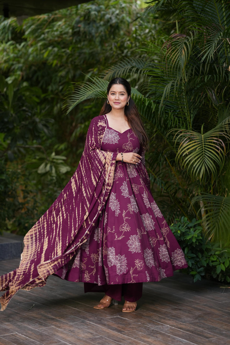 Maaya Scarlet Rayon Suit Set
