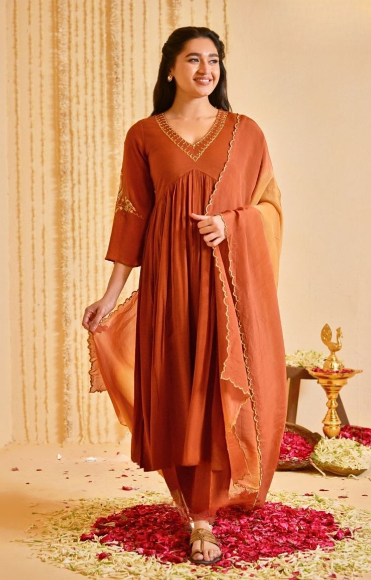Resham Rustika Kurta Brown Set