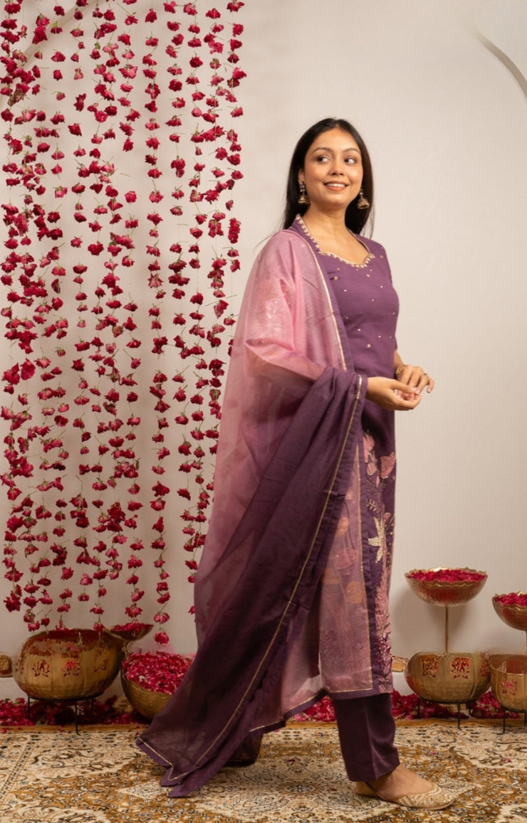 Zaribaag Pan Kalamkari Kurta Set In Dark Onion
