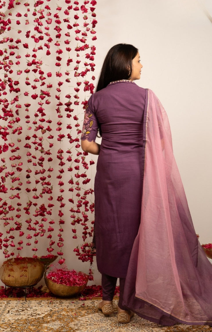 Zaribaag Pan Kalamkari Kurta Set In Dark Onion