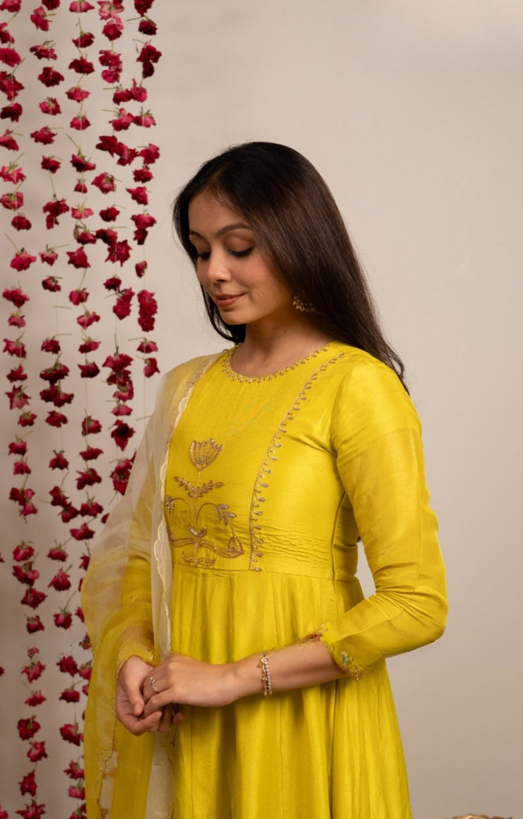 Gul Aangan Anarkali Set Yellow