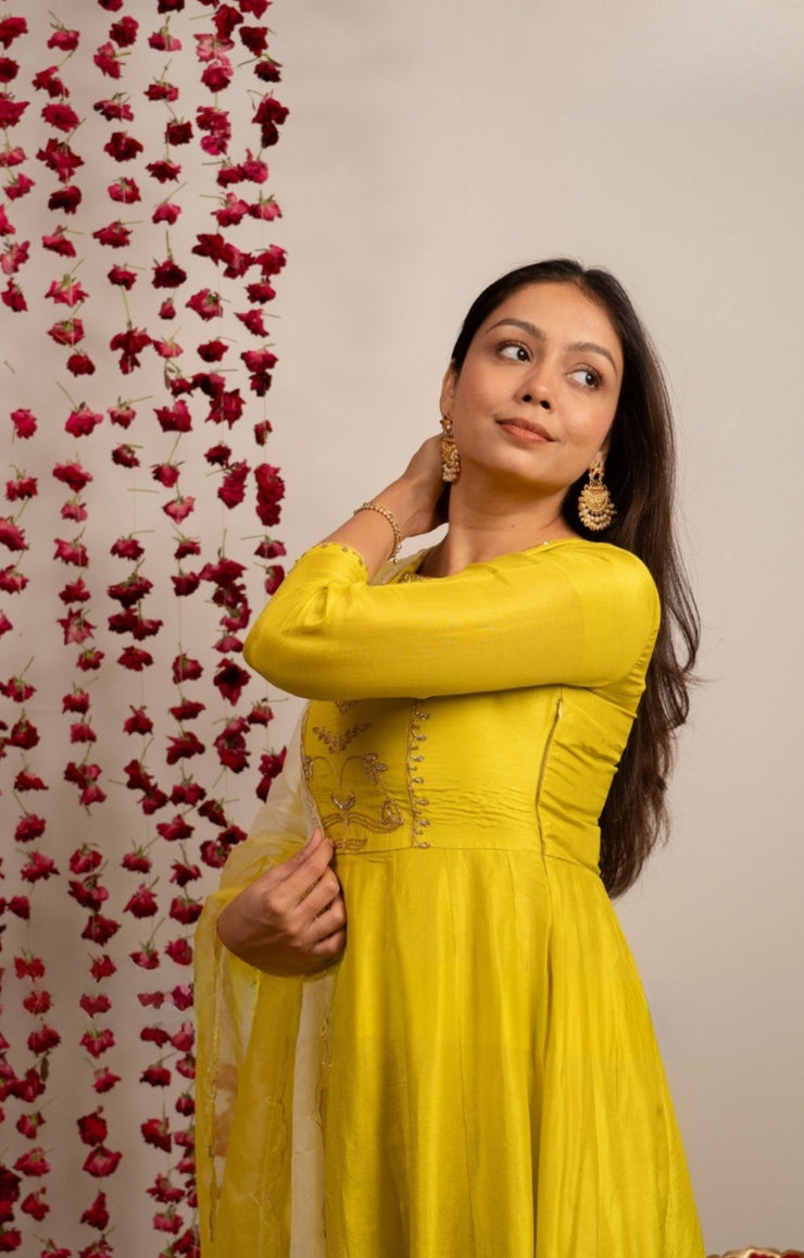 Gul Aangan Anarkali Set Yellow