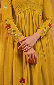 Kurta Set (Dress) in Yellow