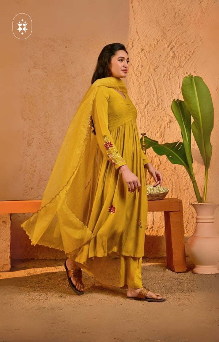 Kurta Set (Dress) in Yellow