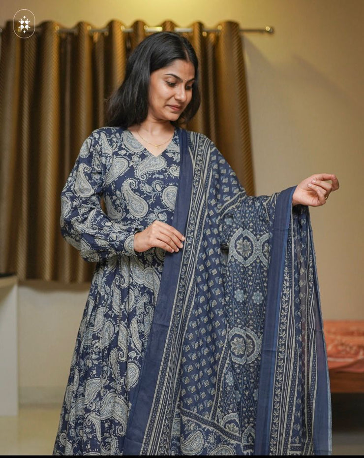 Blue cotton suit set