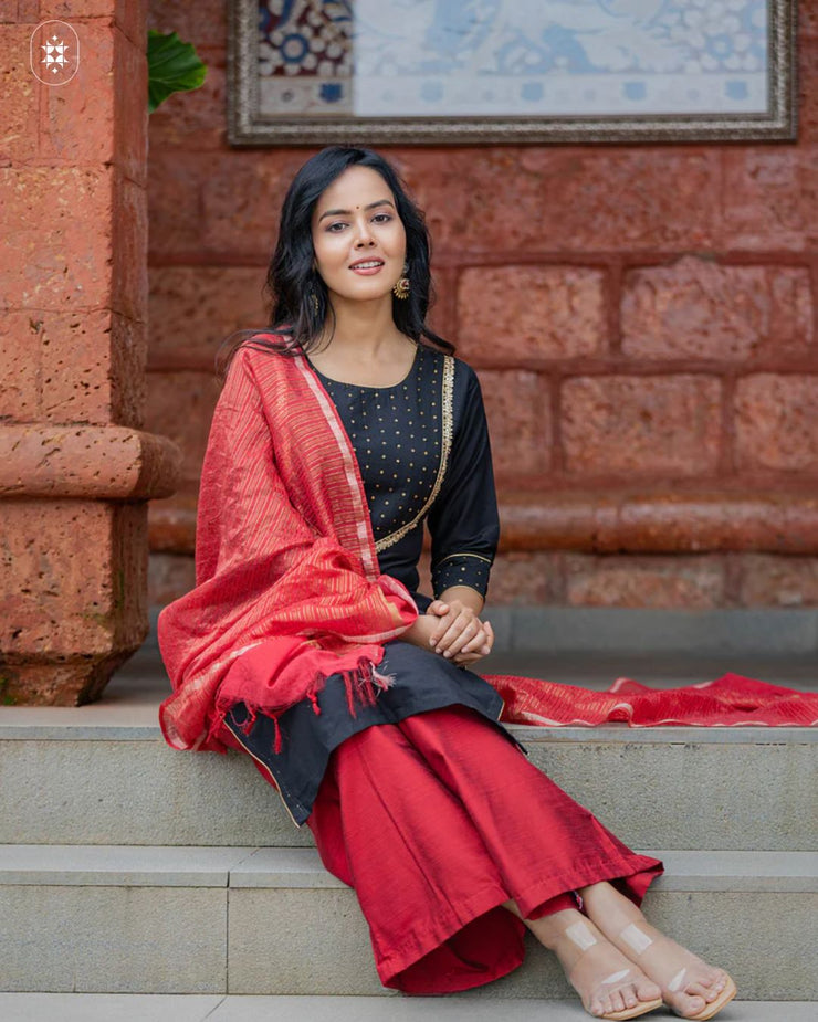 Elegant Black &amp; Red Cotton Suit (Dupatta Optional)