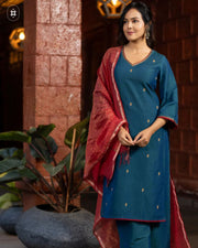 Draped in a stunning teal kurta set ( Dupatta Optional)