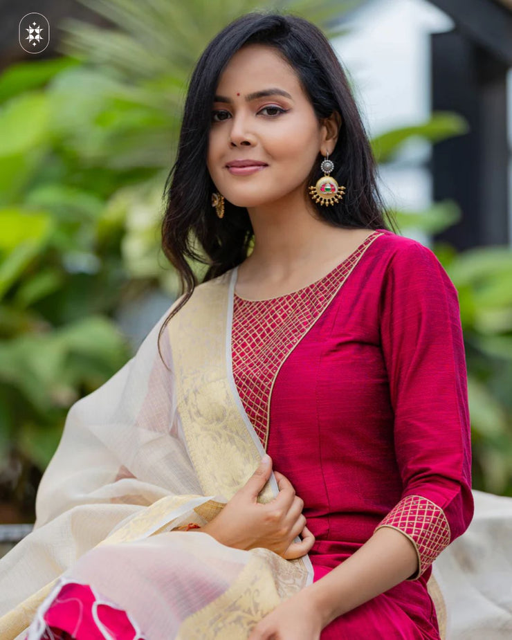 Elegant Magenta Cotton Suit  ( Dupatta Optional)