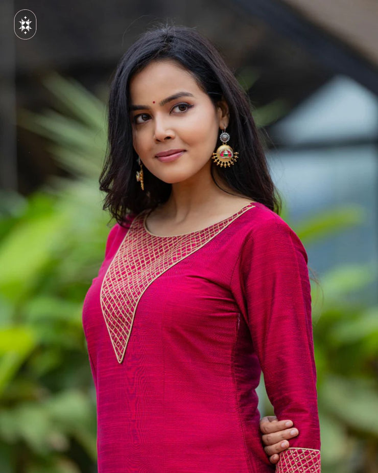 Elegant Magenta Cotton Suit  ( Dupatta Optional)