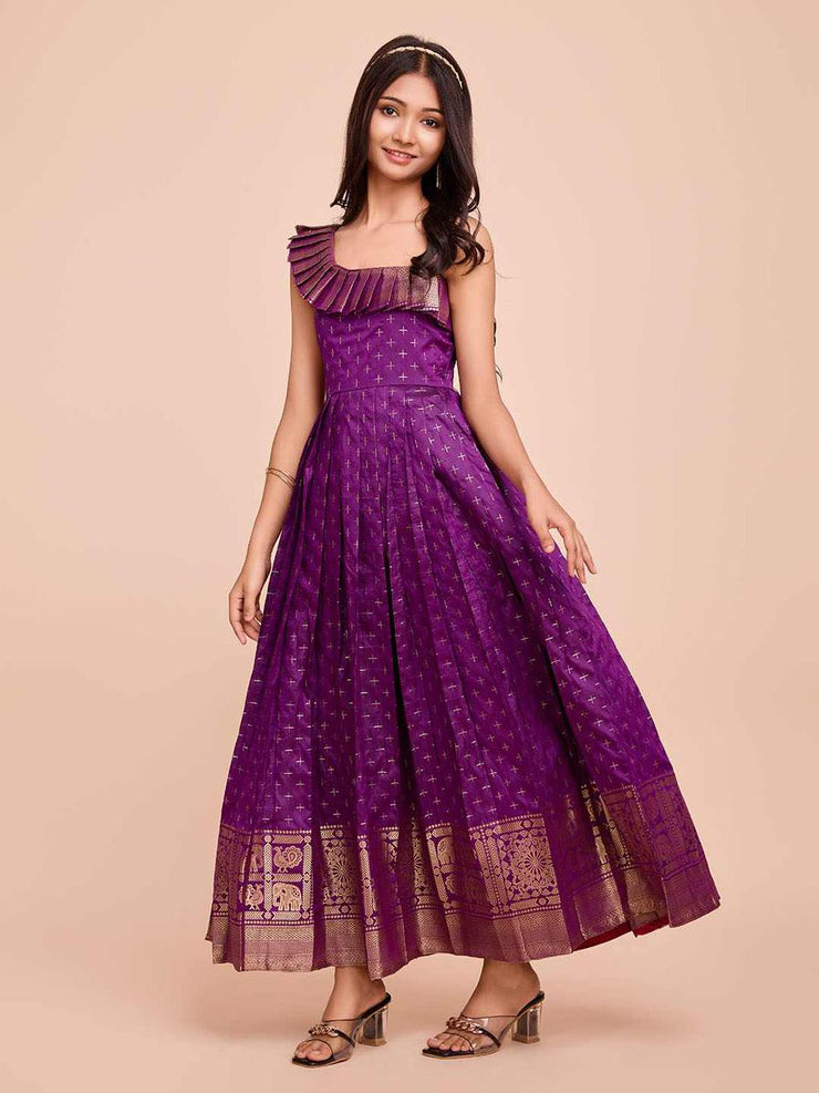 Silk Sleeveless ethnic dress