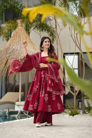 chic cotton Anarkali suit set